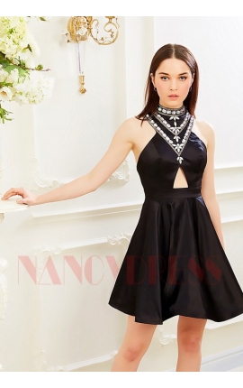 Robe courte cocktail noire