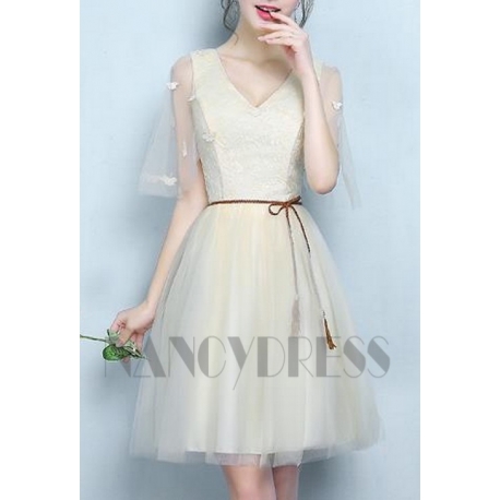 Robe champagne courte 2025