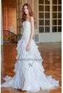 robe de mariée décolleté cœur à volants