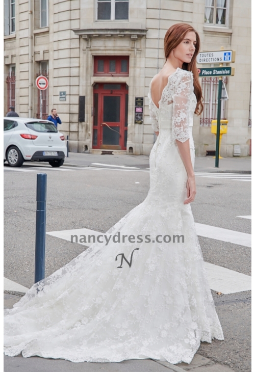 Robe de mariage vintage en dentelle avec manches longues