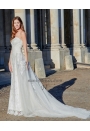 Robe de mariée blanc cassé A-Line avec traîne