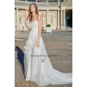 Robe de mariée blanc cassé A-Line avec traîne