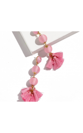 Boucles d'oreilles pendante avec pompon roses